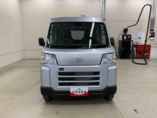 Daihatsu Hijet Cargo 5