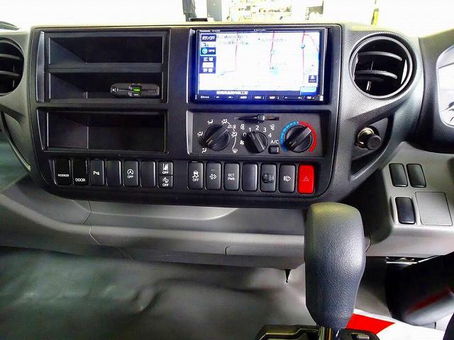 Toyota Toyoace 11
