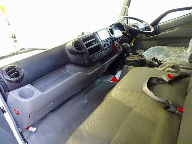 Toyota Toyoace 8