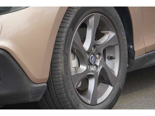 Volvo V40 Cross Country 11
