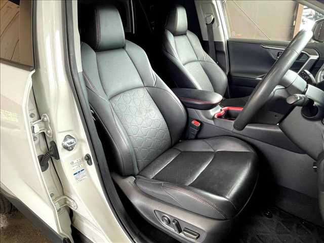 Toyota RAV4 11