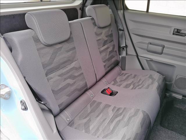 Daihatsu Taft 4