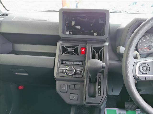 Daihatsu Taft 7