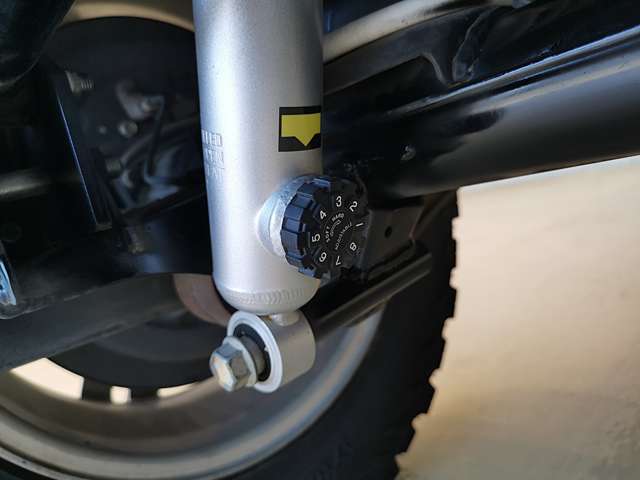 Suzuki Jimny 12