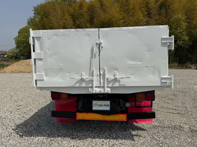 Nissan Condor 5