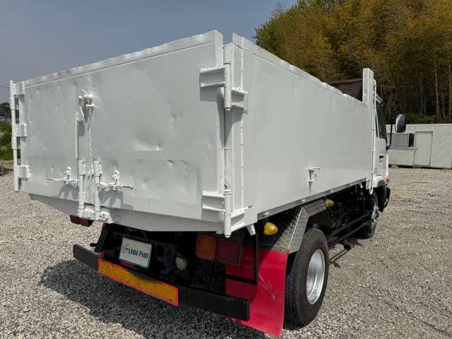 Nissan Condor 6
