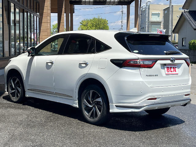 Toyota Harrier 6