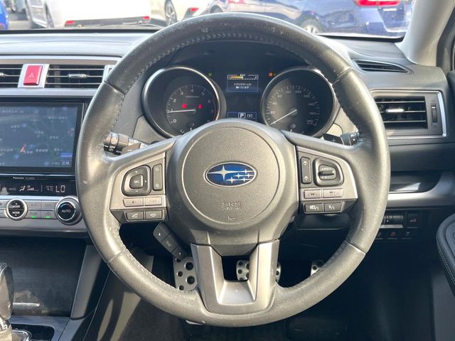 Subaru Legacy Outback 11