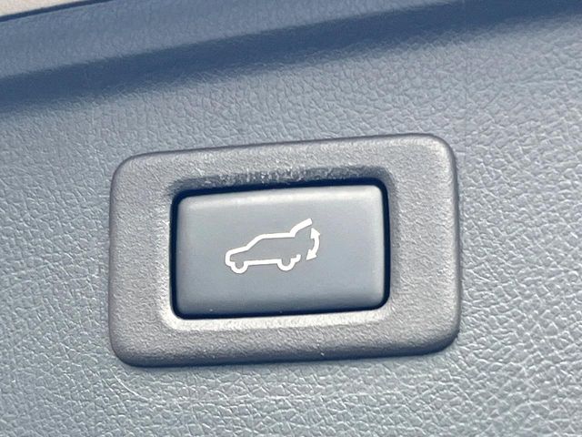 Subaru Legacy Outback 7