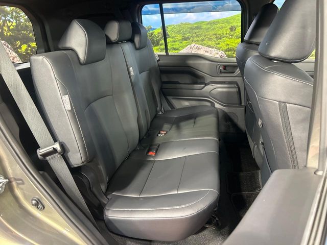 Toyota Land Cruiser FJ 9