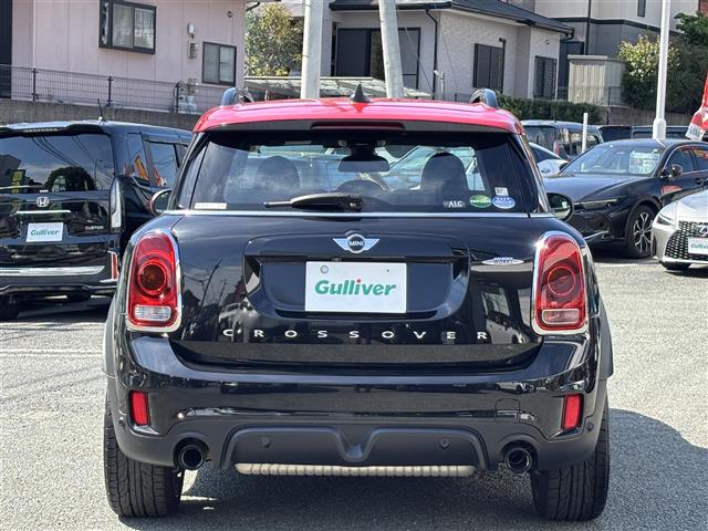 MINI Crossover 5