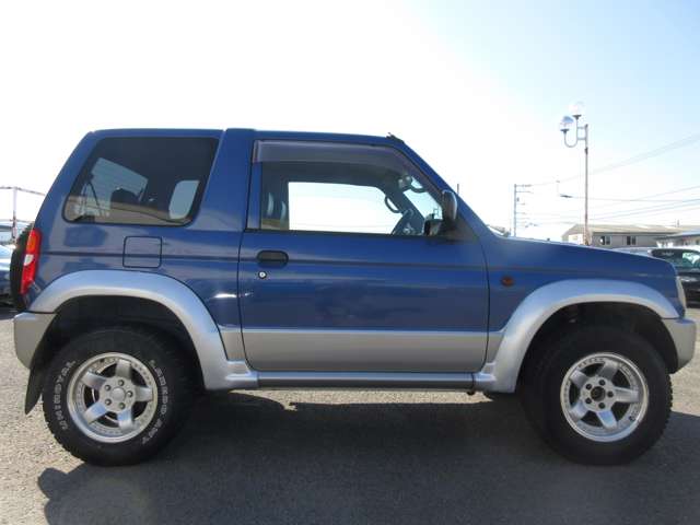 Mitsubishi Pajero Mini 2