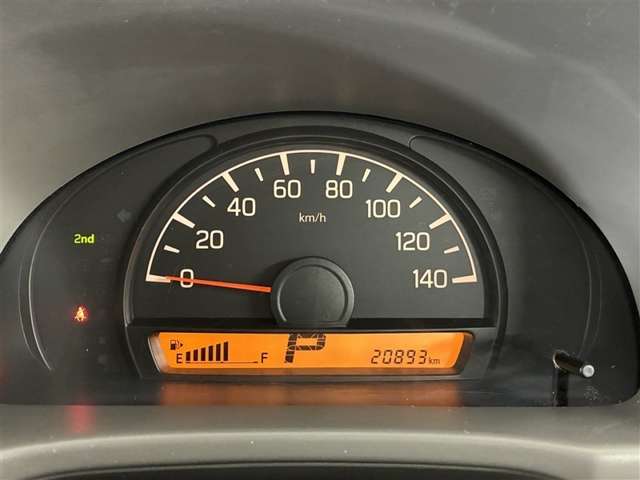 Nissan NV100 Clipper 8