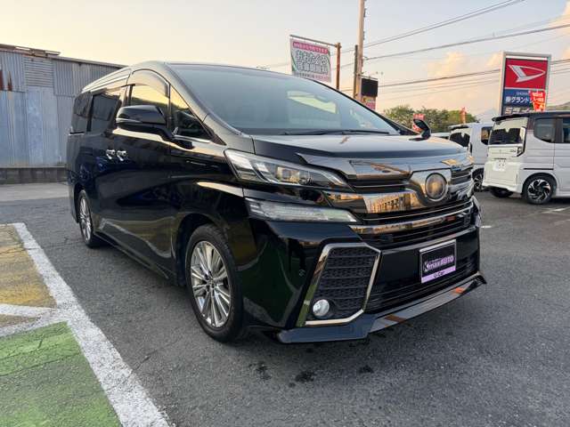 Toyota Vellfire 3