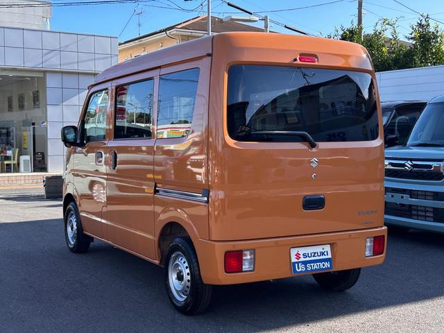 Suzuki Every 7
