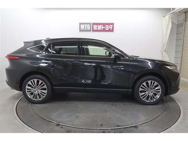 Toyota Harrier 10