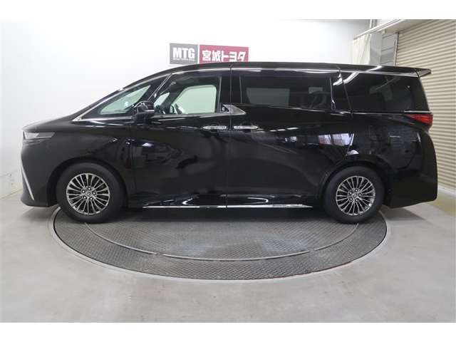 Toyota Alphard 9