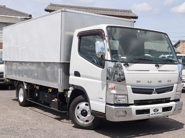 Mitsubishi Fuso Canter 4