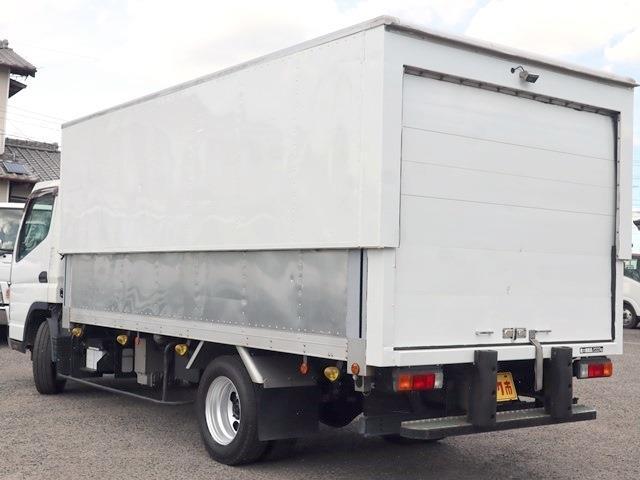 Mitsubishi Fuso Canter 7