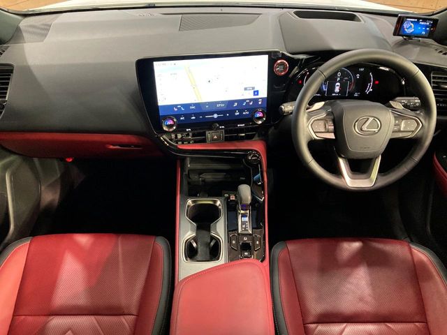 Lexus NX 2