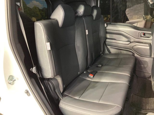 Toyota Land Cruiser FJ 9