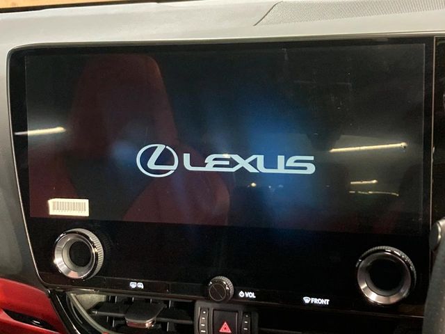 Lexus NX 4