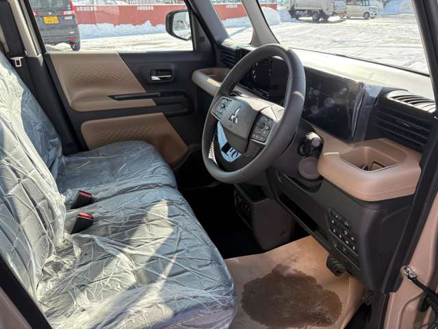 Mitsubishi Delica Mini 9