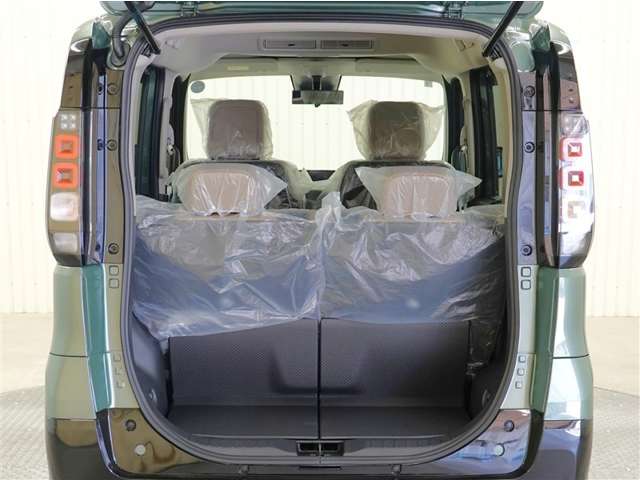 Mitsubishi Delica Mini 12