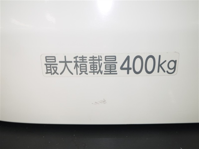 Toyota Succeed Van 7