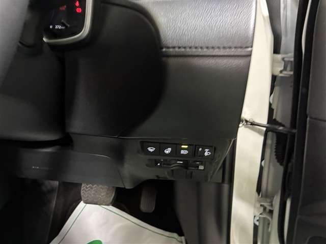 Toyota Corolla Cross 12