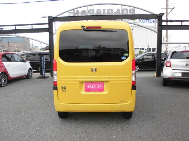 Honda N-VAN 8