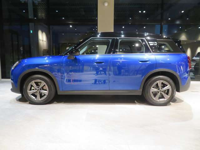 MINI Countryman 6