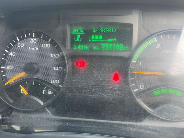 Mitsubishi Fuso Canter 2