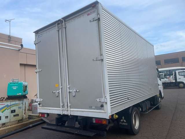 Mitsubishi Fuso Canter 6