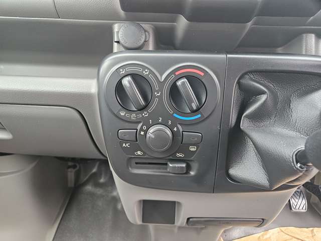 Suzuki Every 8