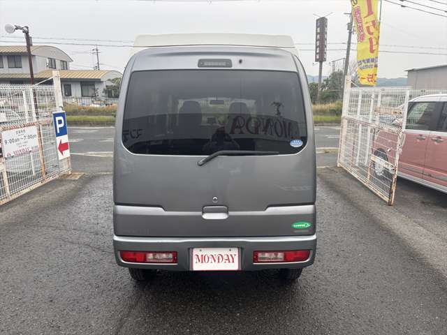 Mitsubishi Minicab Van 5