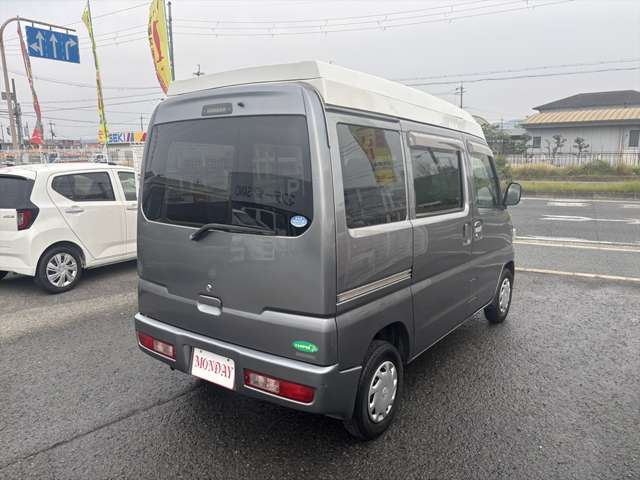 Mitsubishi Minicab Van 6