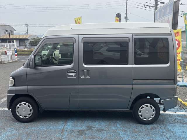 Mitsubishi Minicab Van 8