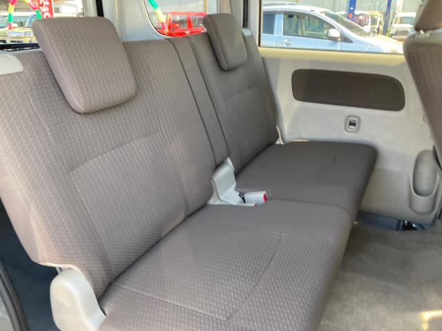 Nissan NV100 Clipper 12