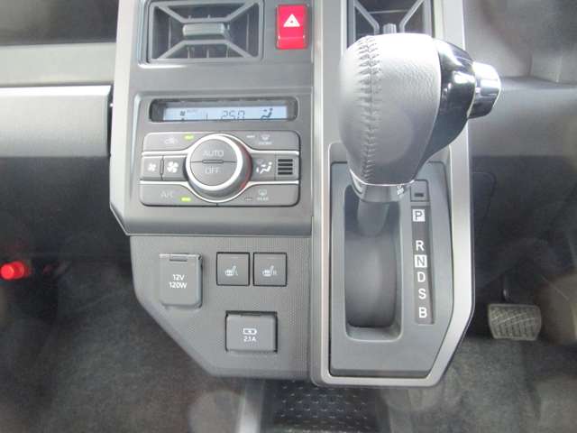 Daihatsu Taft 5