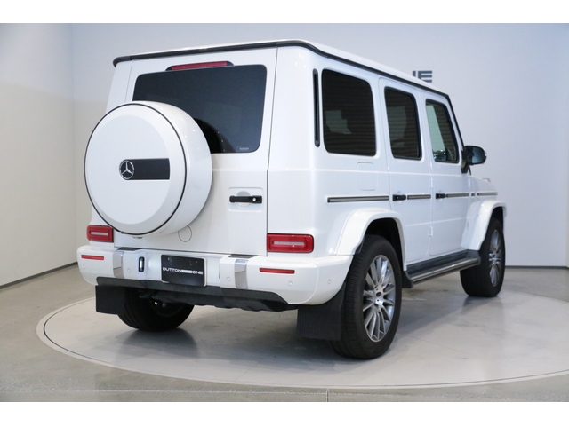 Mercedes-Benz G-Class 8