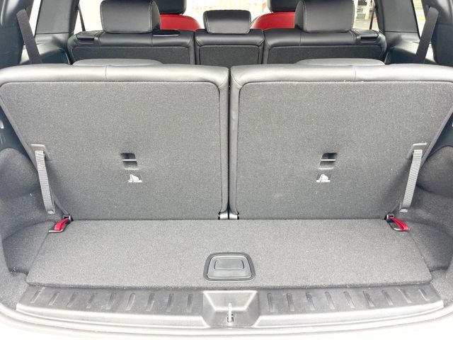Mercedes-Benz GLB 11