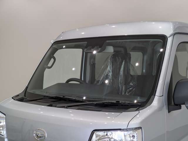 Daihatsu Hijet Cargo 8