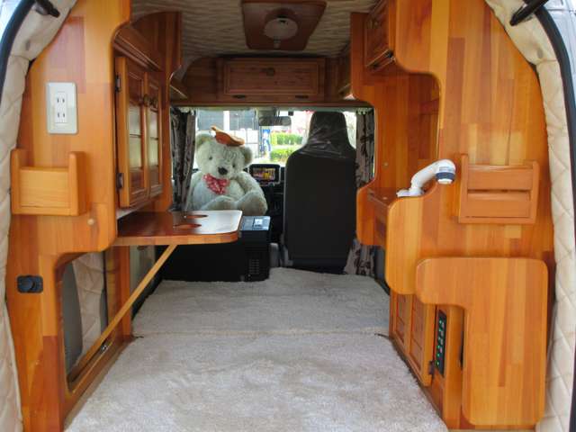 Nissan NV100 Clipper 2