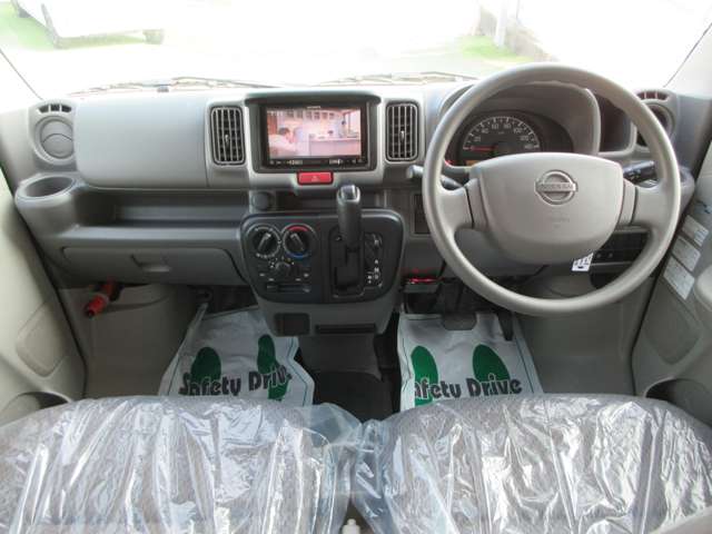 Nissan NV100 Clipper 3