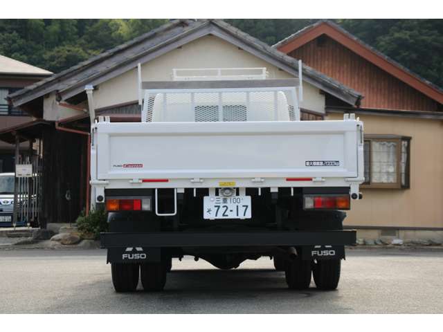 Mitsubishi Fuso Canter 8