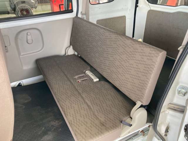 Nissan NV100 Clipper 12