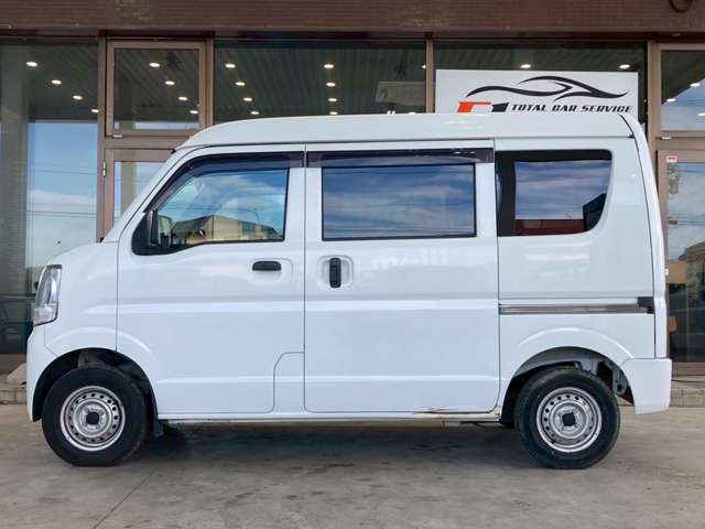 Nissan NV100 Clipper 3
