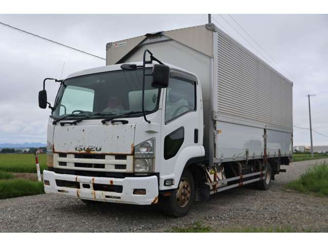 Isuzu Forward 2