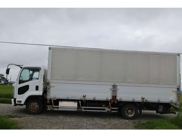 Isuzu Forward 5